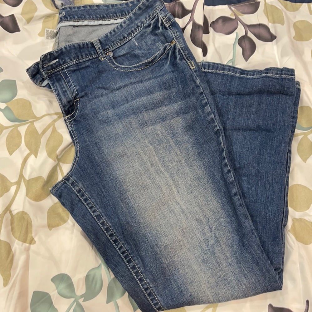 Boot cut Faded Jeans